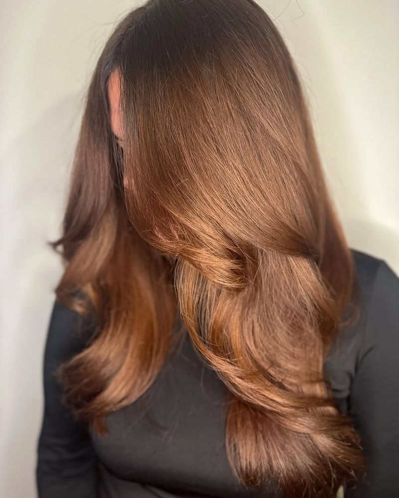 22. Silky Layers with Golden Highlights
