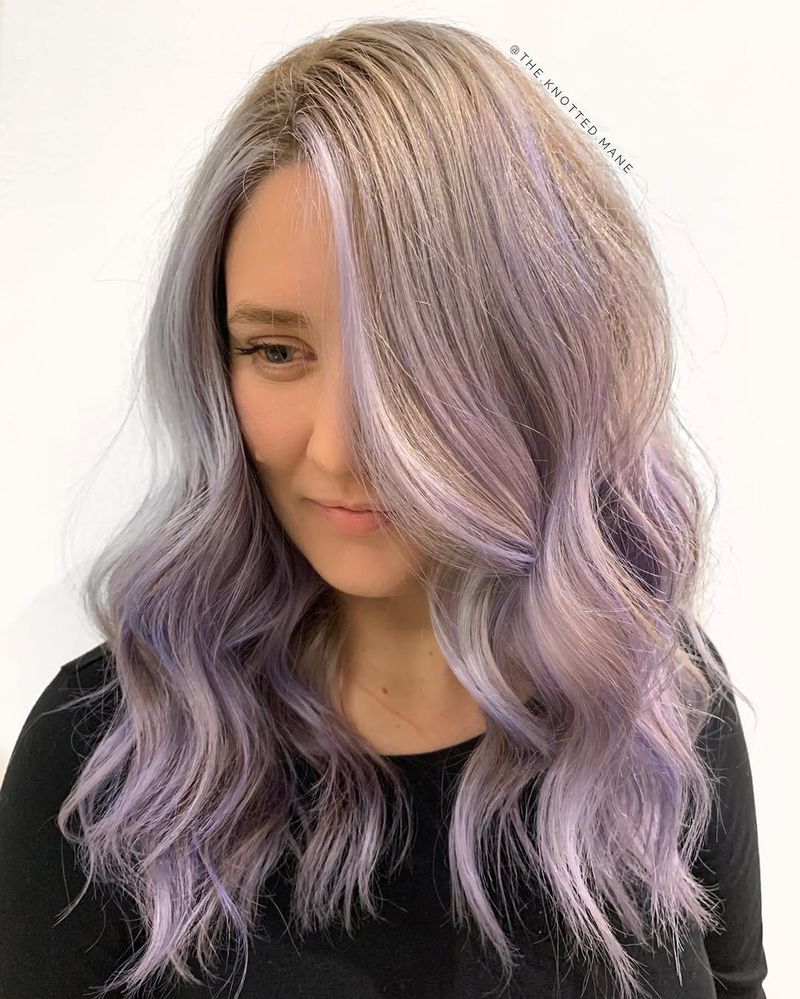 38. Silvery Lilac Waves