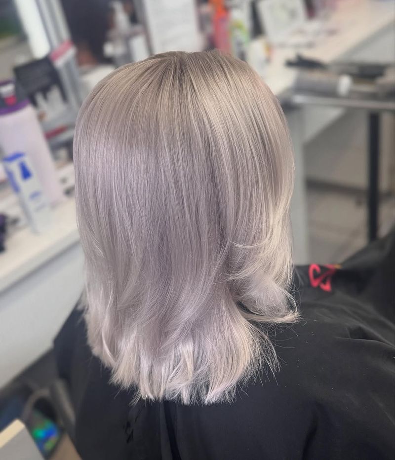 8. Silvery Pearl Lob