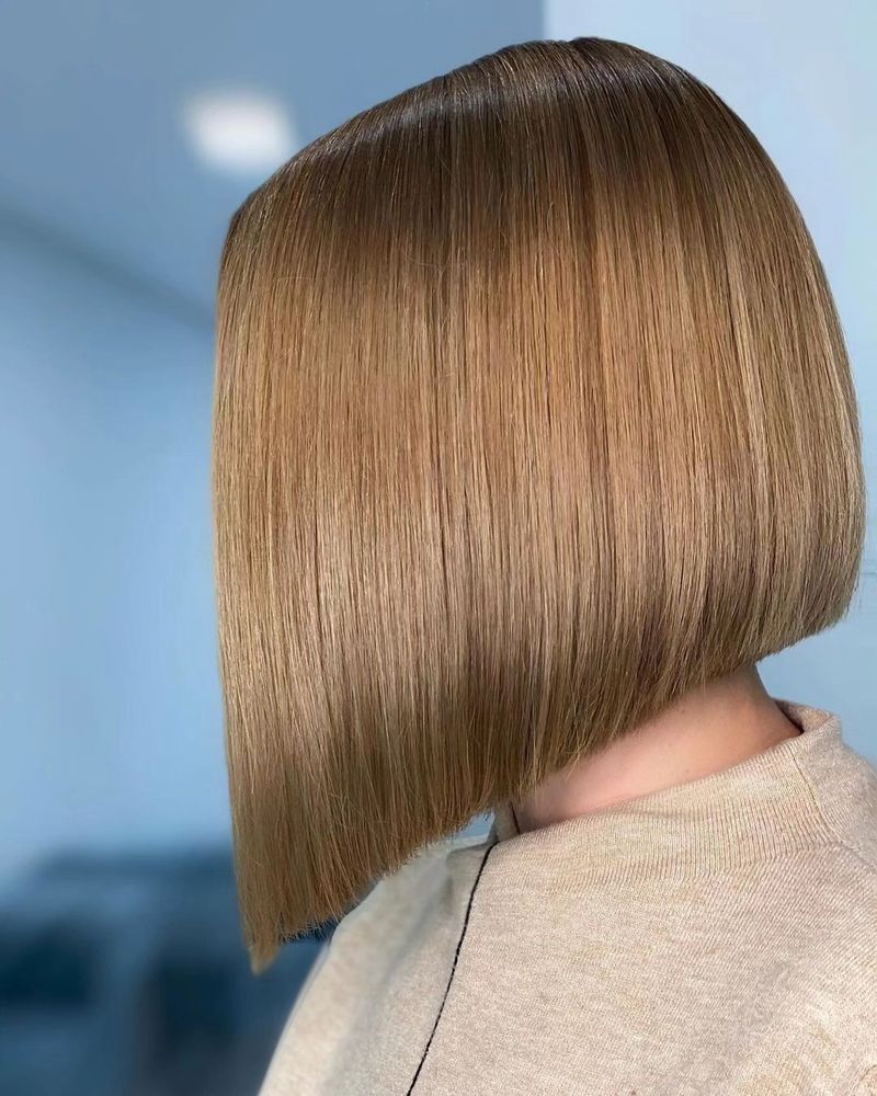 53. Sleek Angled Honey Bob