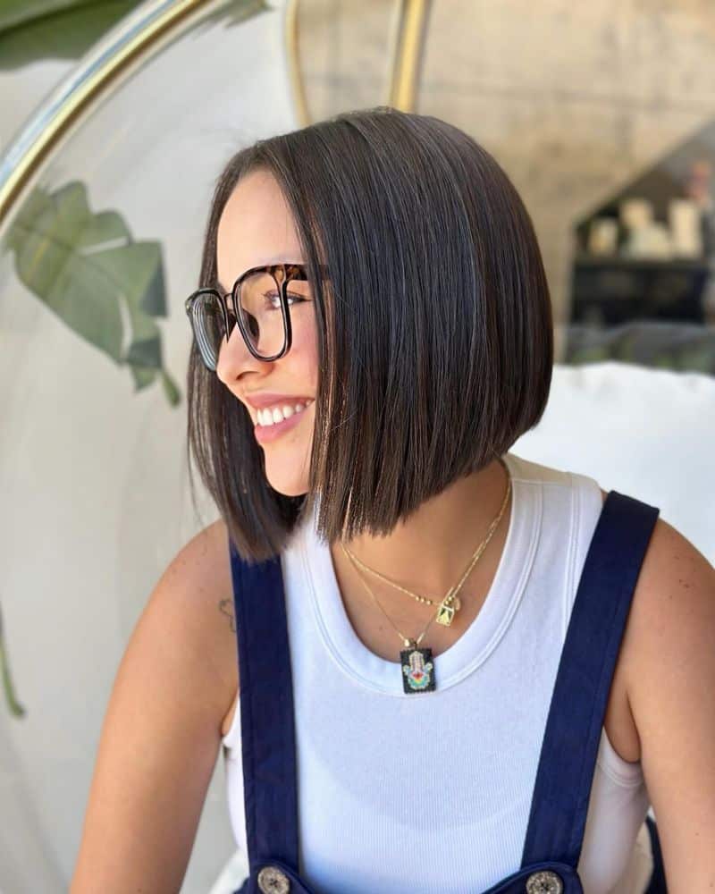 48. Sleek Inverted Dark Bob