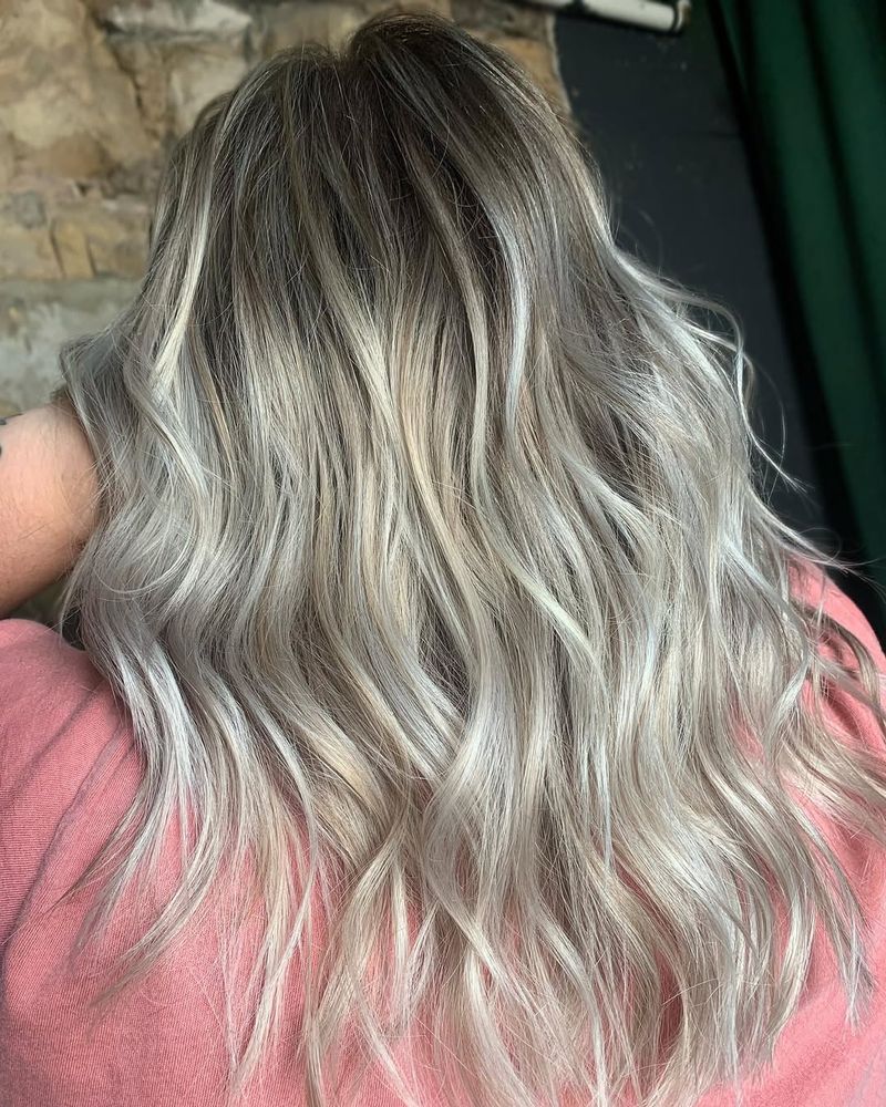 16. Smoky Pearl Waves