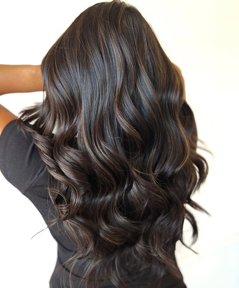 32. Soft Waves with Toffee Balayage
