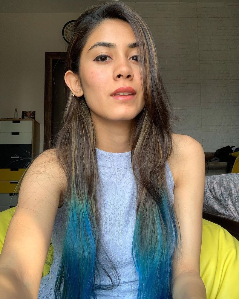 21. Subtle Dip-Dyed Long Hair