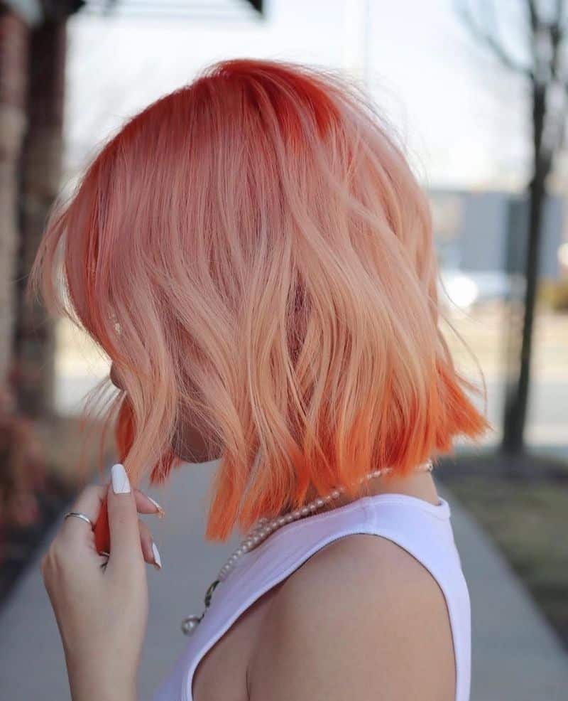 15. Sunset Dip-Dyed Peach Bob