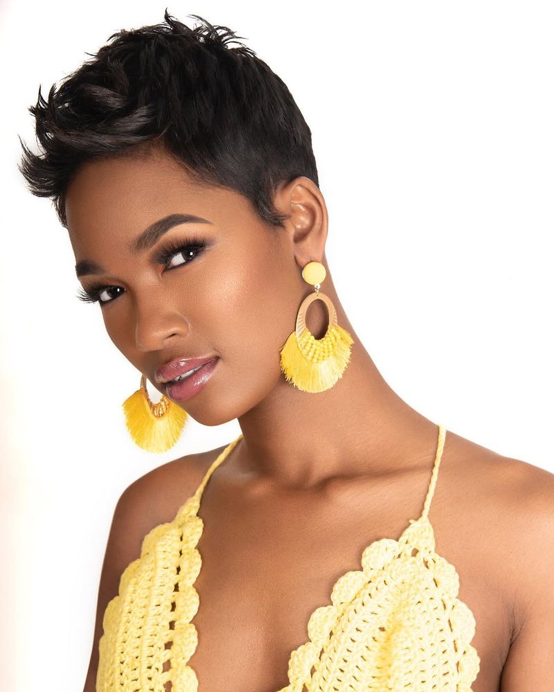 39. Tapered Crown Pixie with Textured Spikes
