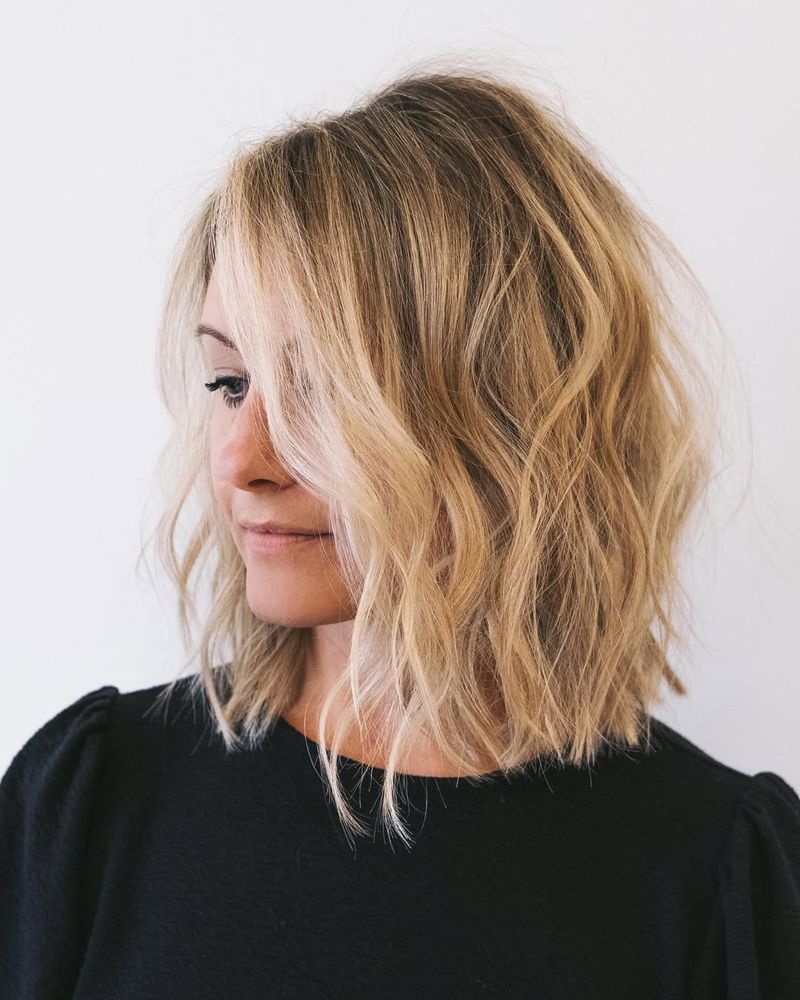 46. Tousled Honey Blonde Shag