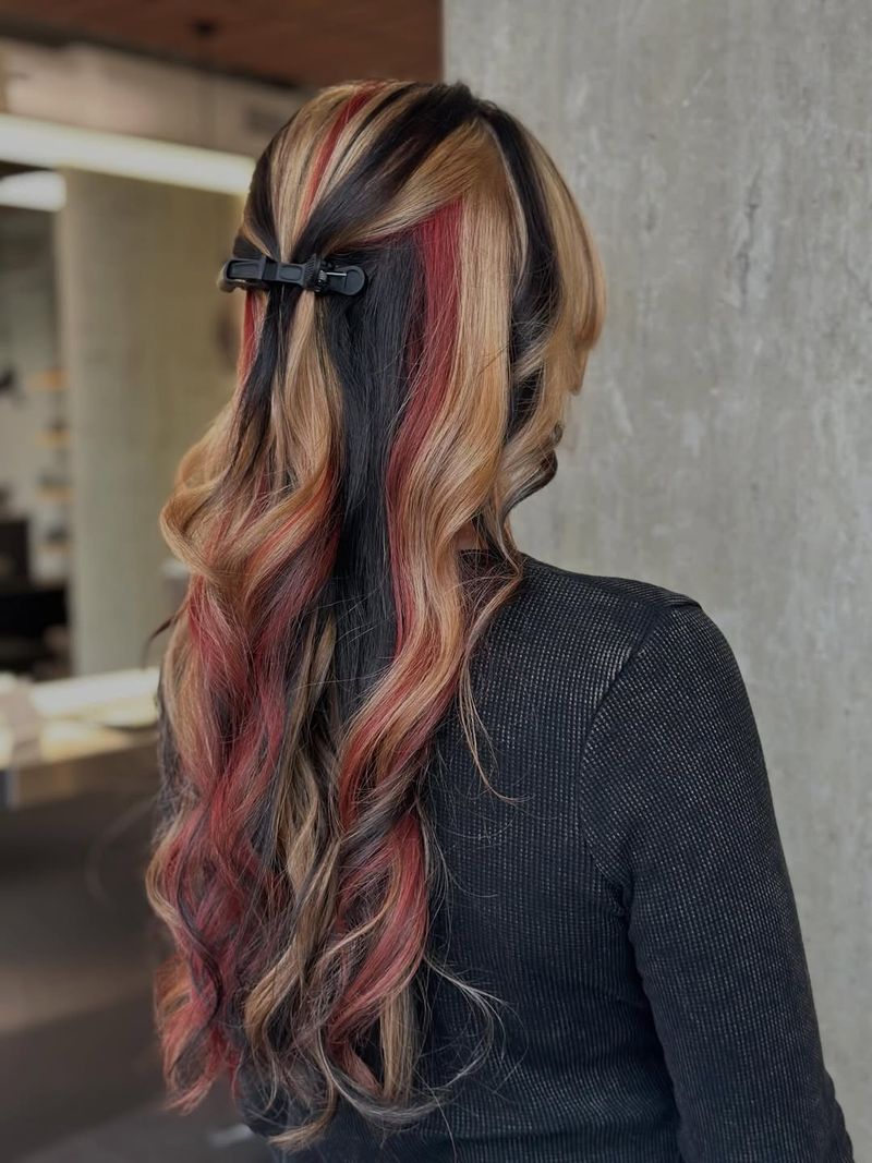 17. Tri-Color Peekaboo Waves