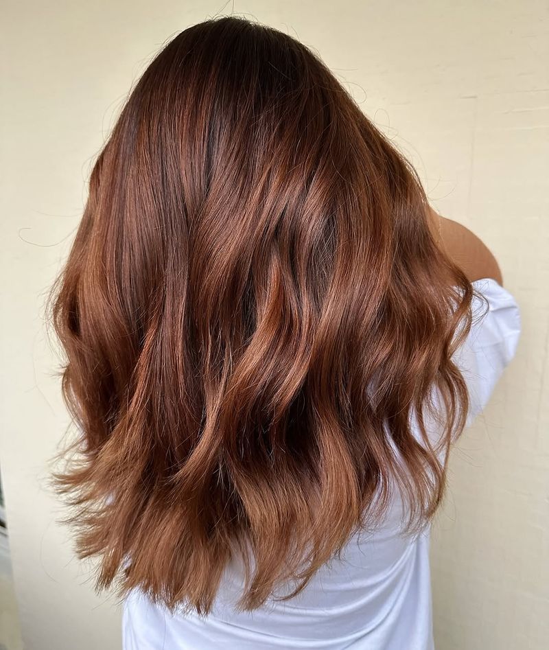 17. Warm Hazelnut Tonal Waves
